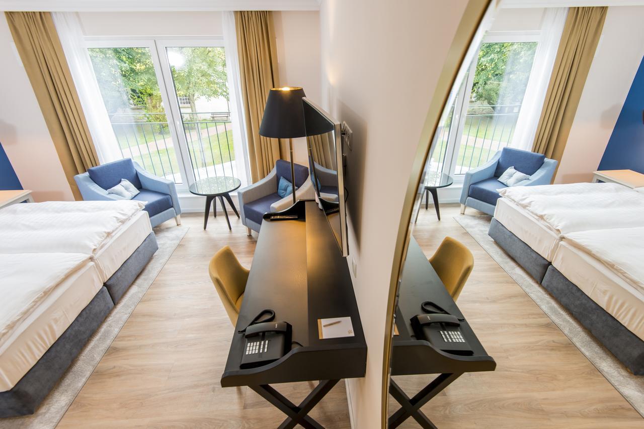 Boutique-Hotel Zur Alten Post Büsum Екстериор снимка