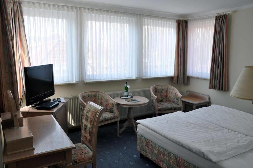 Boutique-Hotel Zur Alten Post Büsum Екстериор снимка